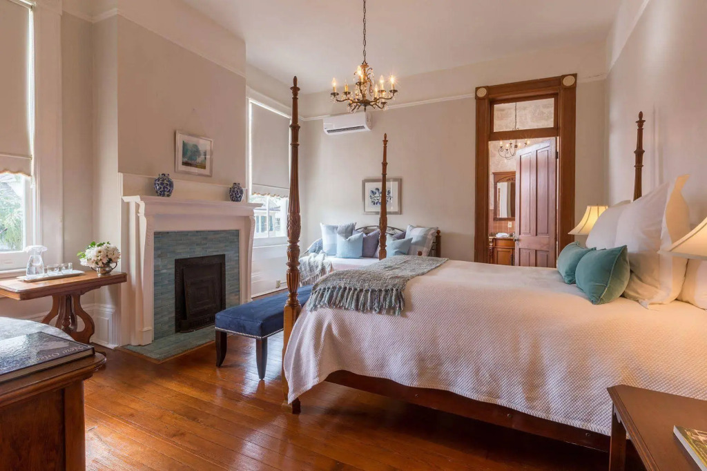 Sully Mansion Bed and Breakfast
