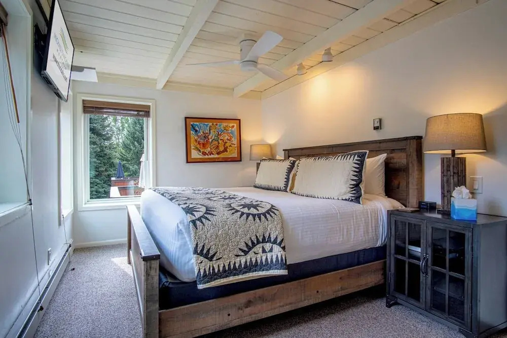 Atelier Allure - 2BD Mountain View + Free Resort Amenities