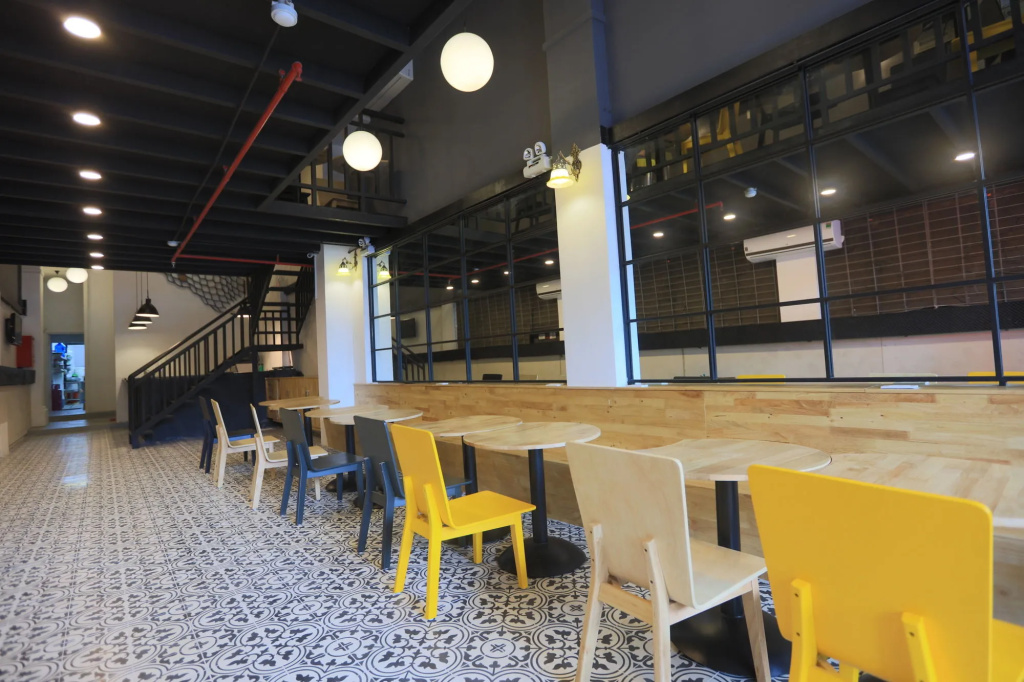 PHÚ GIA BÙI VIỆN HOTEl