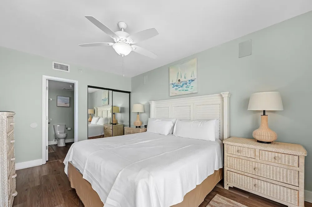 Romar Place 1106