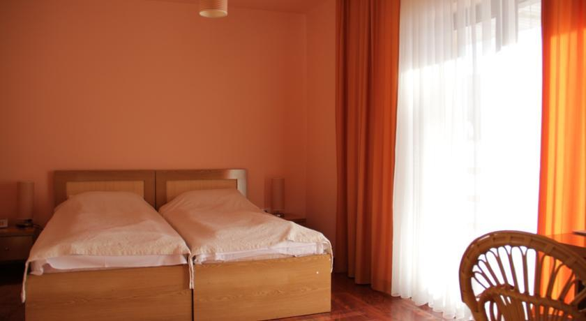 Pensiunea La Rosa