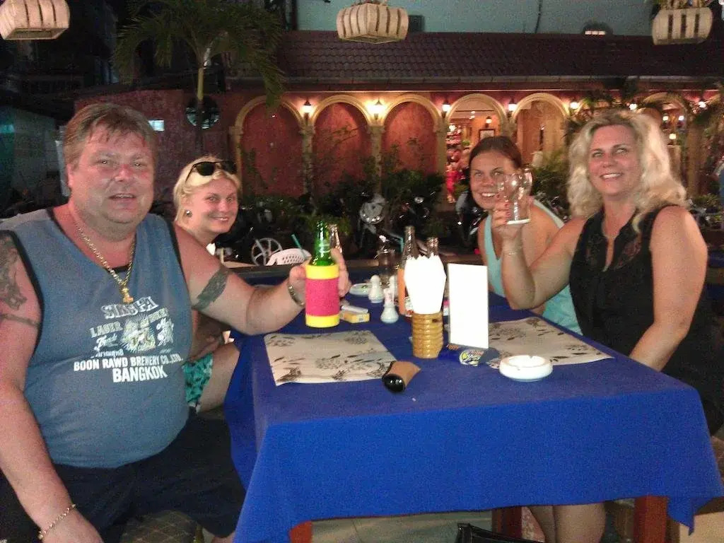 Karon Cove at Seabreeze Inn