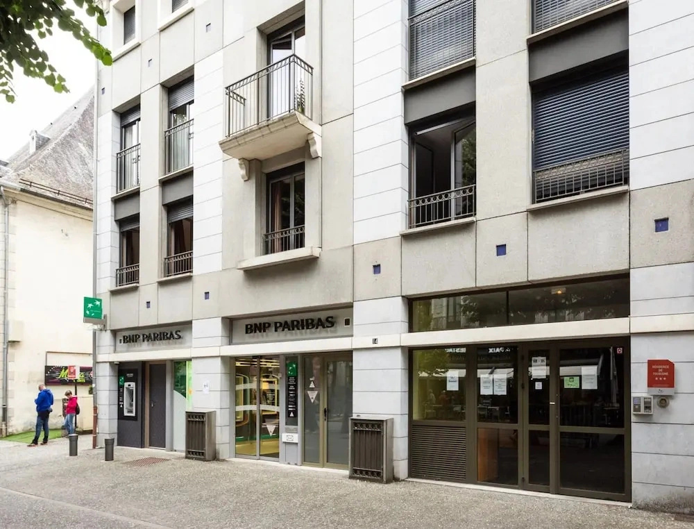 Central Apartment Near Luchon Cable Cars
