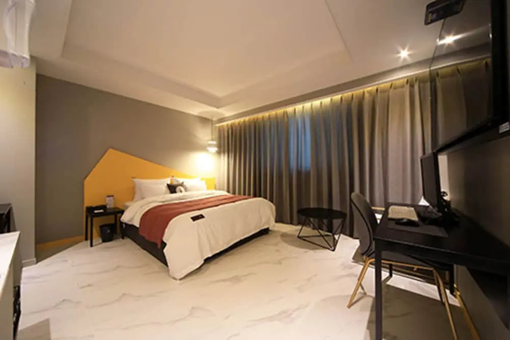 Hotel Frenchcode