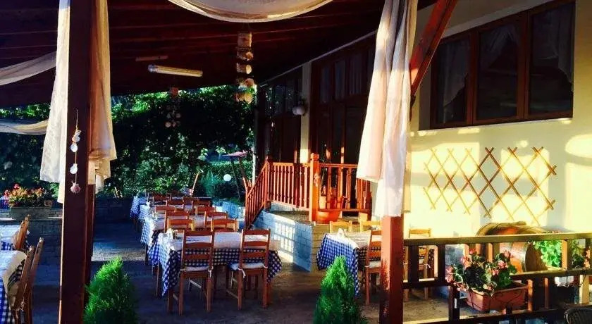 Forest Park Hotel