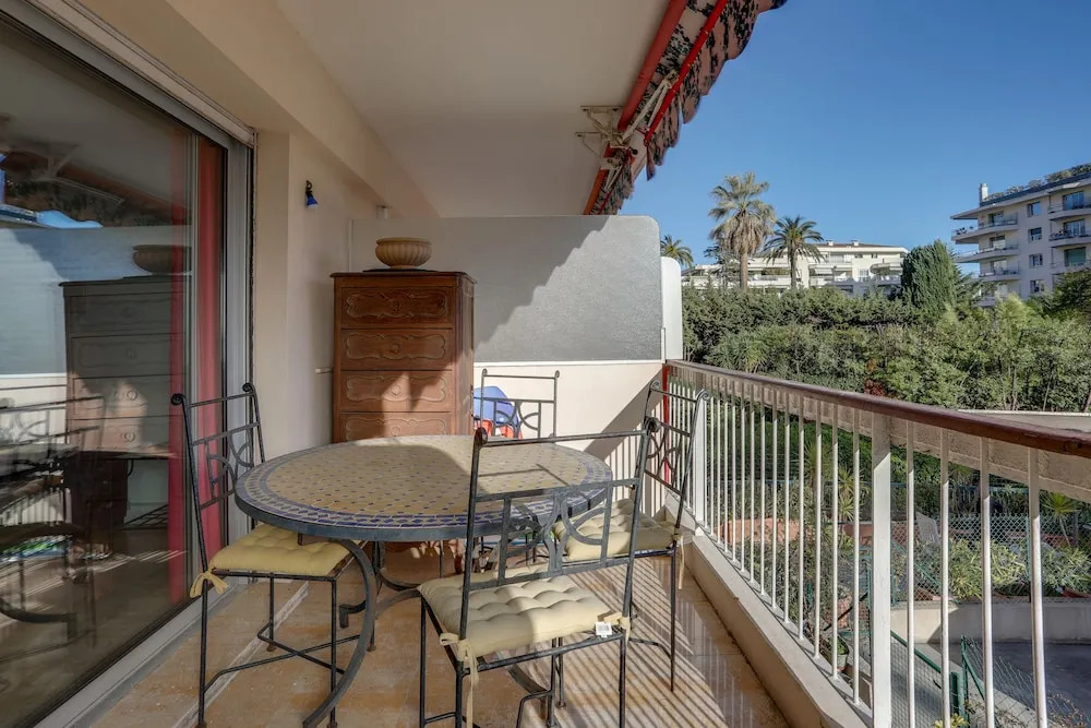 Apartment Basse Californie by Weekome