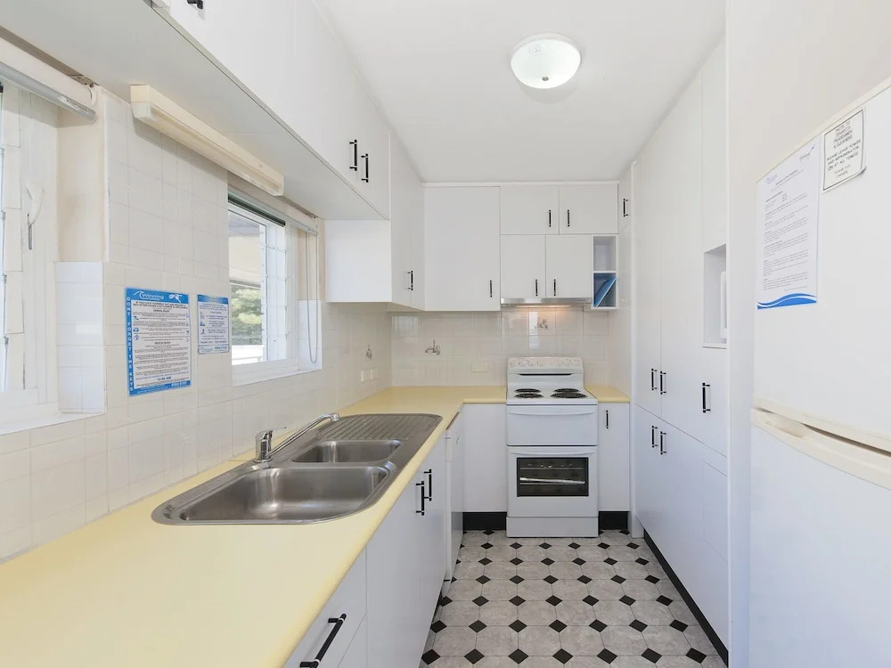 Shoal Edge, Unit 1/31Shoal Bay Road