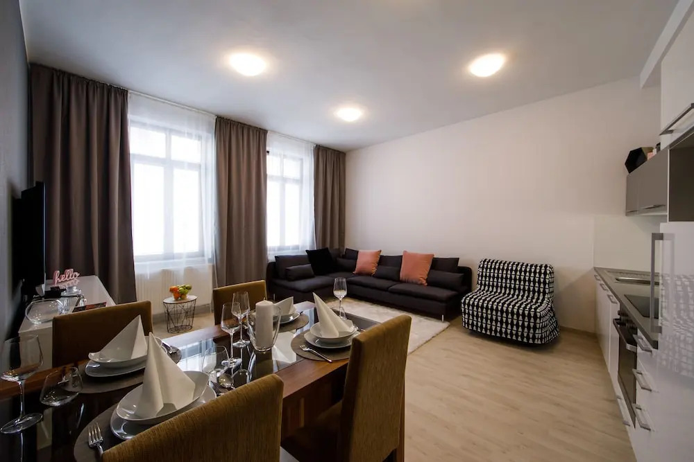 APLEND CITY Galéria 1