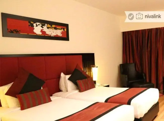 Ebony Boutique Hotel