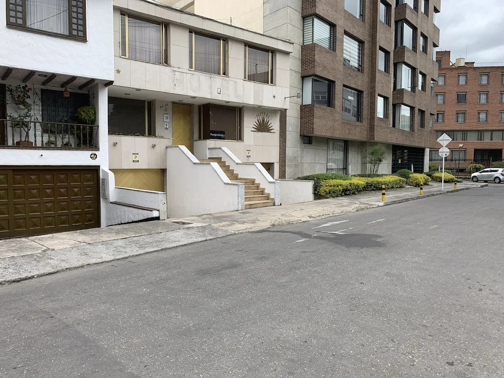 PSH Pasajero Suites Corferias