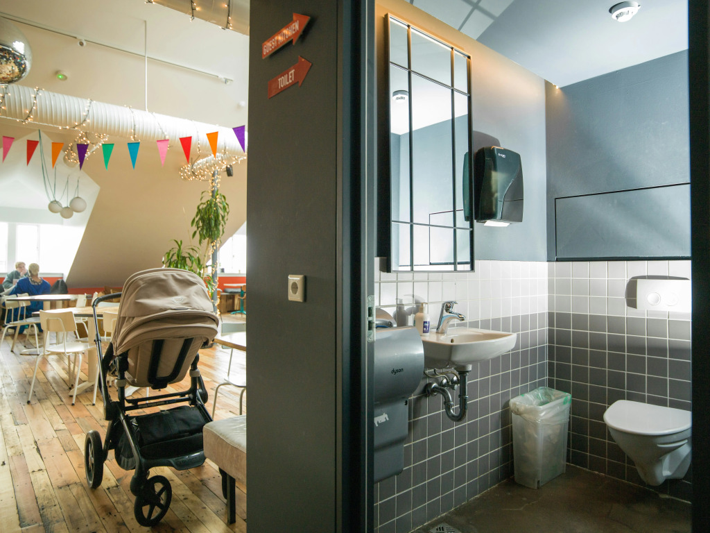 Loft - HI Eco Hostel