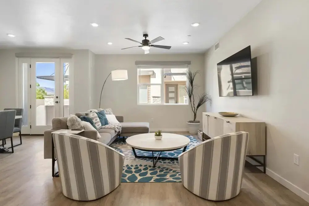 Primo Lagoon Retreat 3 Bedroom Condo