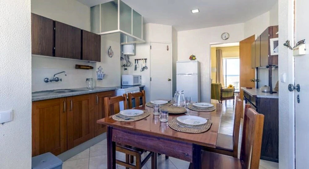 Apartment With 2 Bedrooms in Armação de Pêra, With Wonderful sea View,