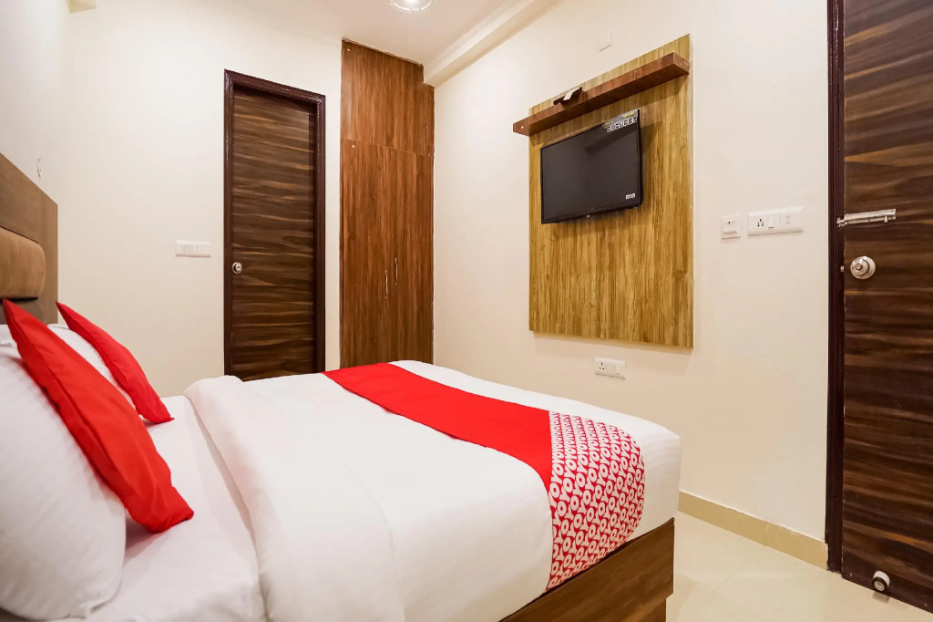OYO 68955 Hotel Blue Eye