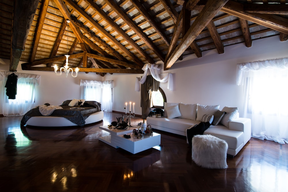 Villa Angela Prestige Park