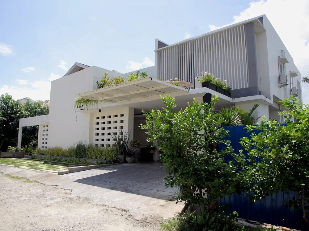 OYO 1098 Rego Hotel