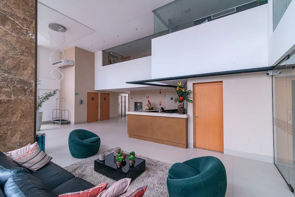 GoldFlat
