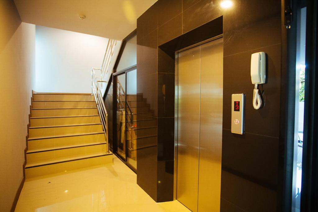 Noble Tarntong Boutique Hotel