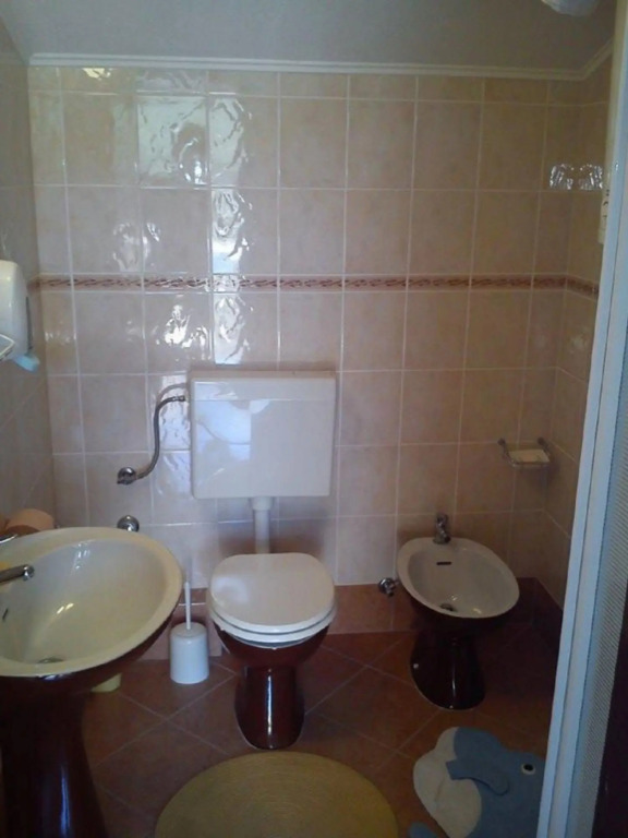 Bobi - 50 m From Beach - H