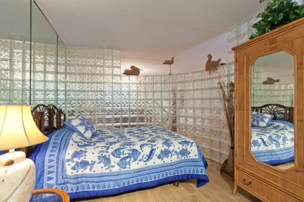 Saida IV Condominium 709