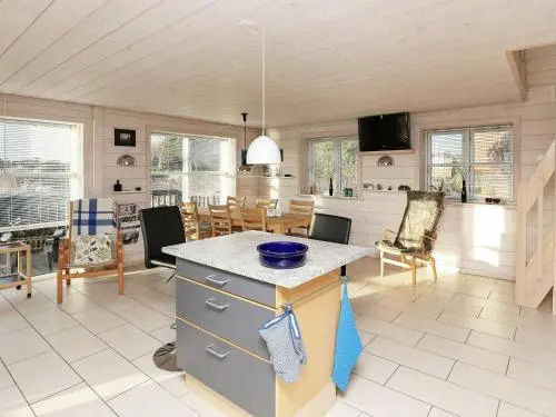 Holiday Home Hybenvænget IV