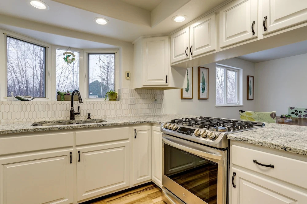 Spacious Wasilla Home ~ 1 Mi to Boat Launch!