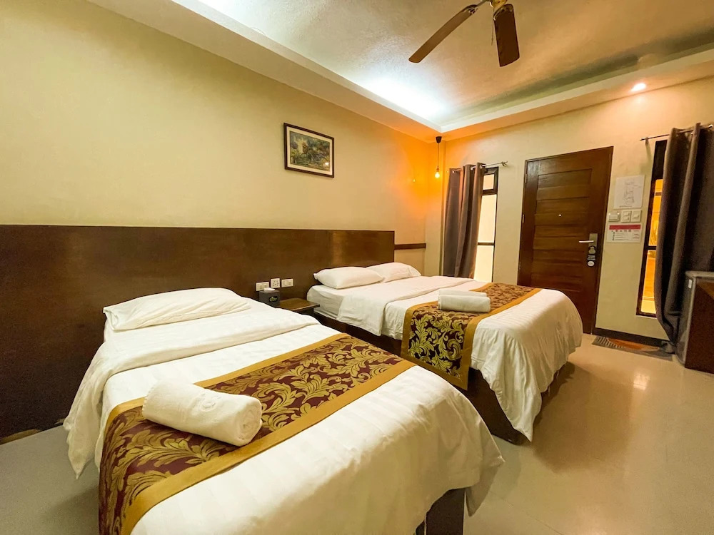 Casa Marco Suites Puerto Galera powered by Cocotel