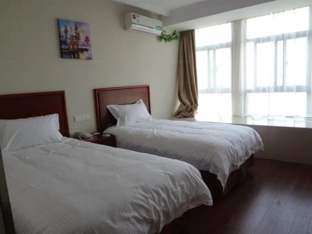 Green Tree Inn Nanjing Dachang Xinhua Road Express Hotel