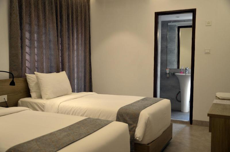 Priyo Nibash Stylish Residential Hotel