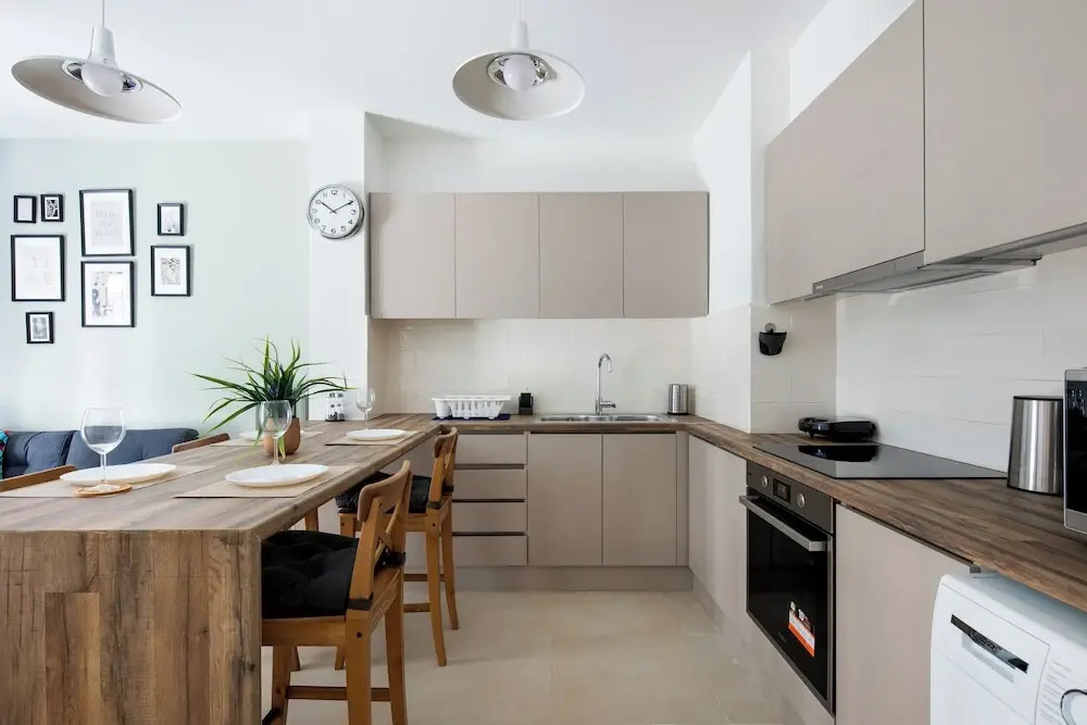 Astrea 1- Bedroom Apartment in Athens