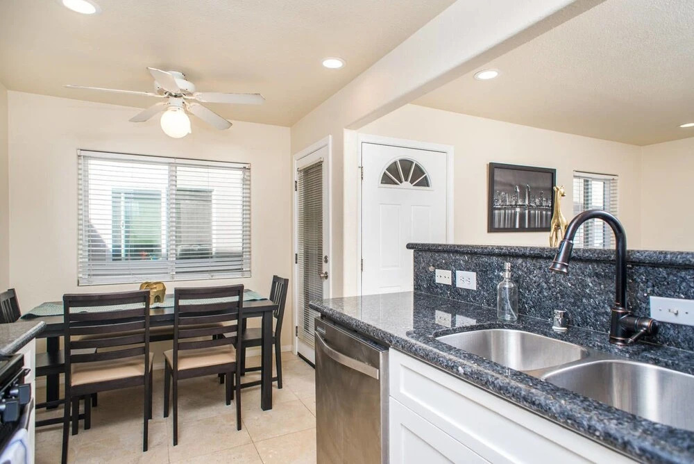 Beautiful 2br/1ba Next to Mission Beach by Domio