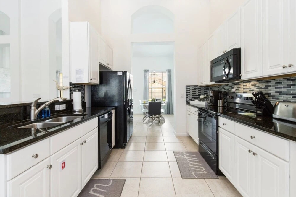 Solterra - 4148 Oaktree Drive