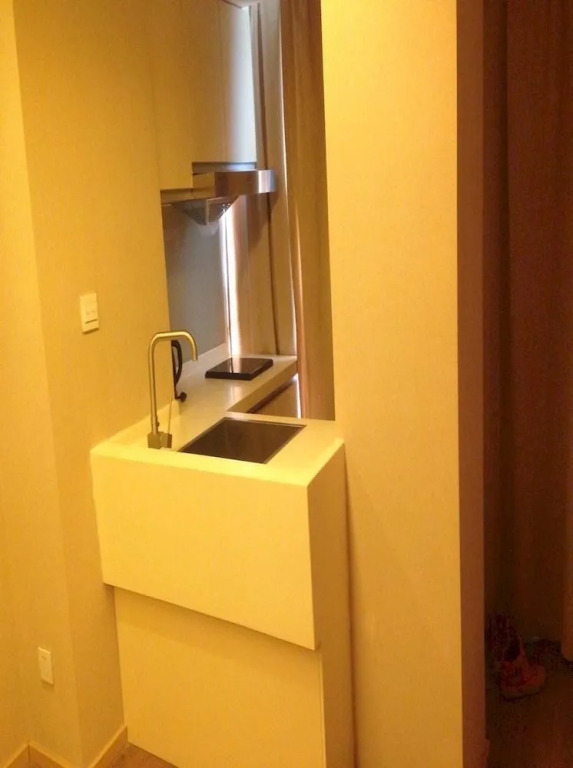 Lizi Hotel