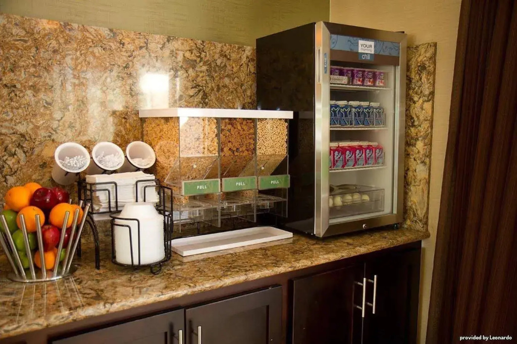 Antioch Hotel & Suites