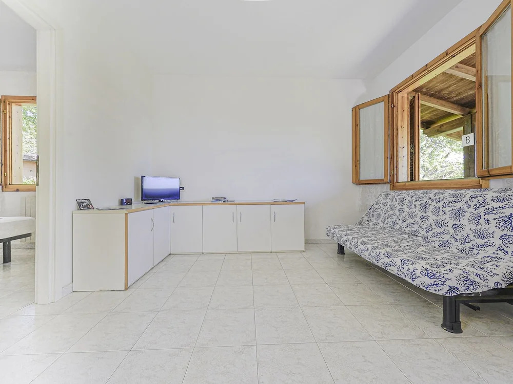 Attractive Bungalow With Covered Terrace Near the Sea