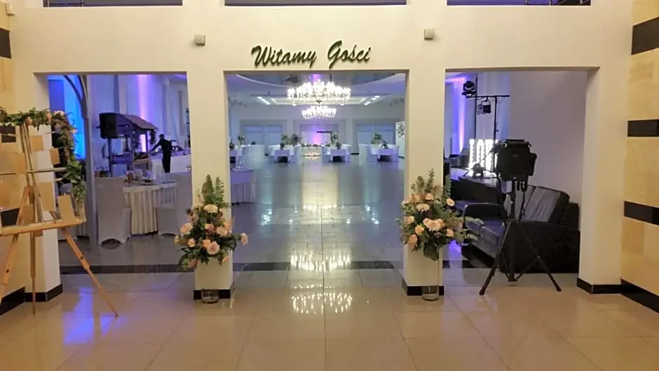 Hotel DYMINY