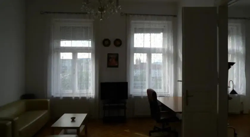 Iris Residence
