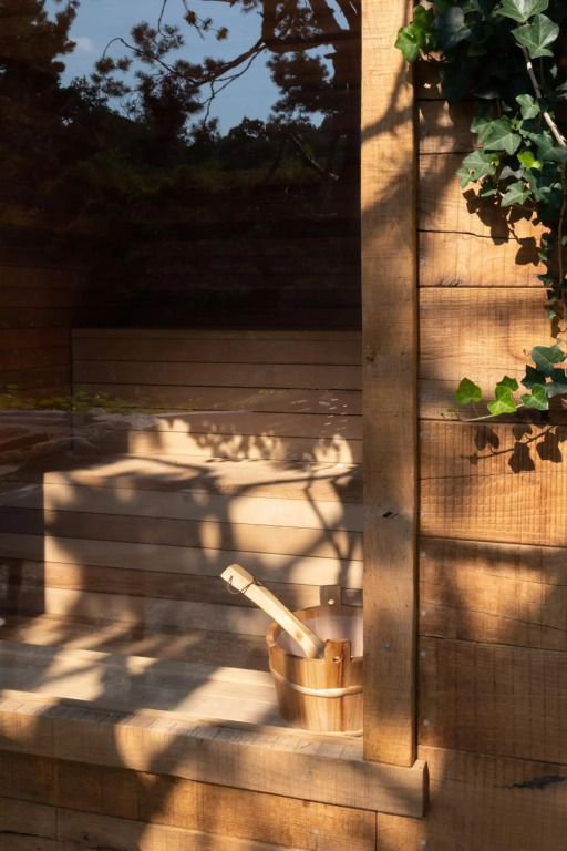 Relais La Foleia - Luxury Villa with private lake