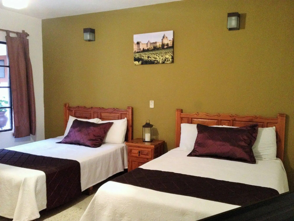 Hotel Casa de Vino