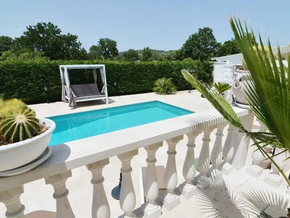 Villa in Apulia with Pool and Barbecue