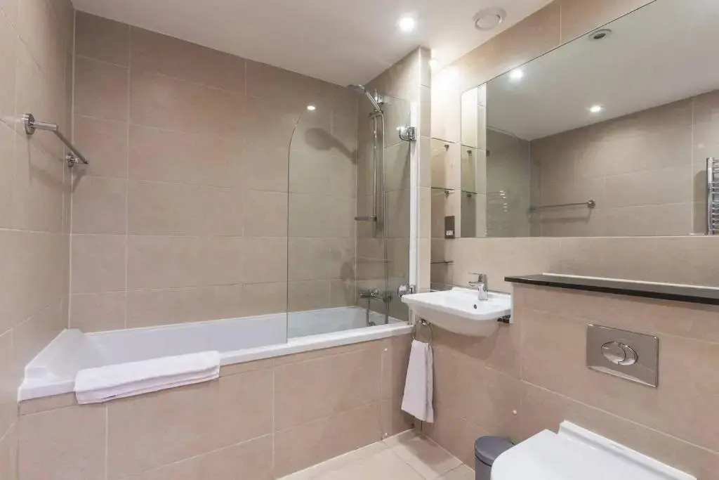 Bright and Modern 3 Bed Apartment Hyde Park Central London