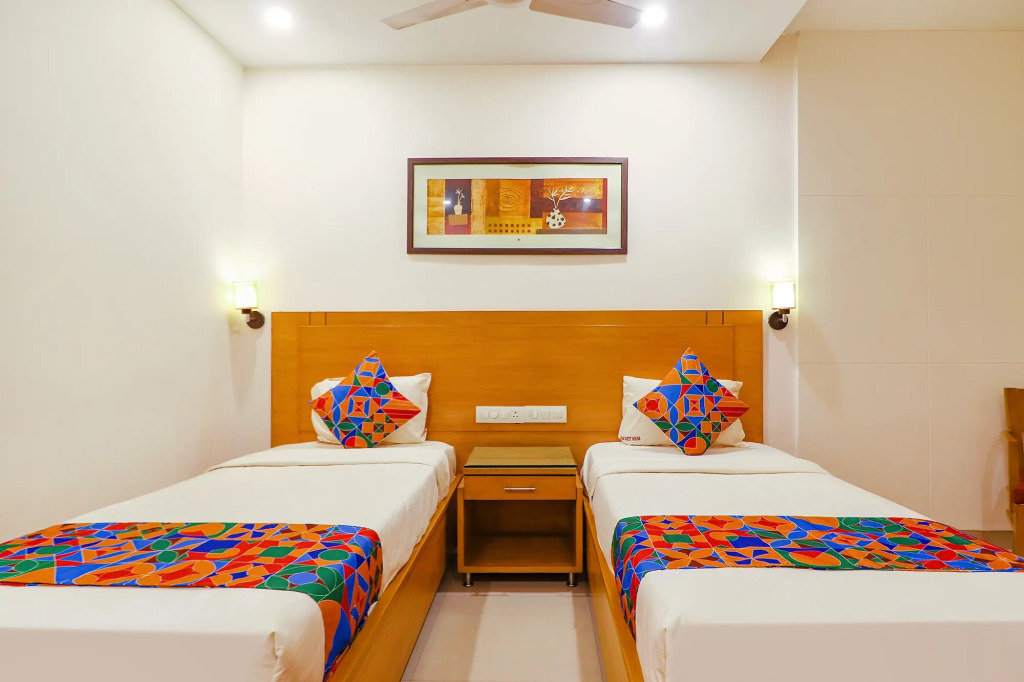 FabHotel A&M - Nr LV Prasad Institute, Banjara Hills