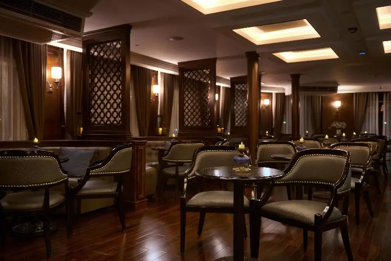 Indochine Cruise Lan Ha Bay