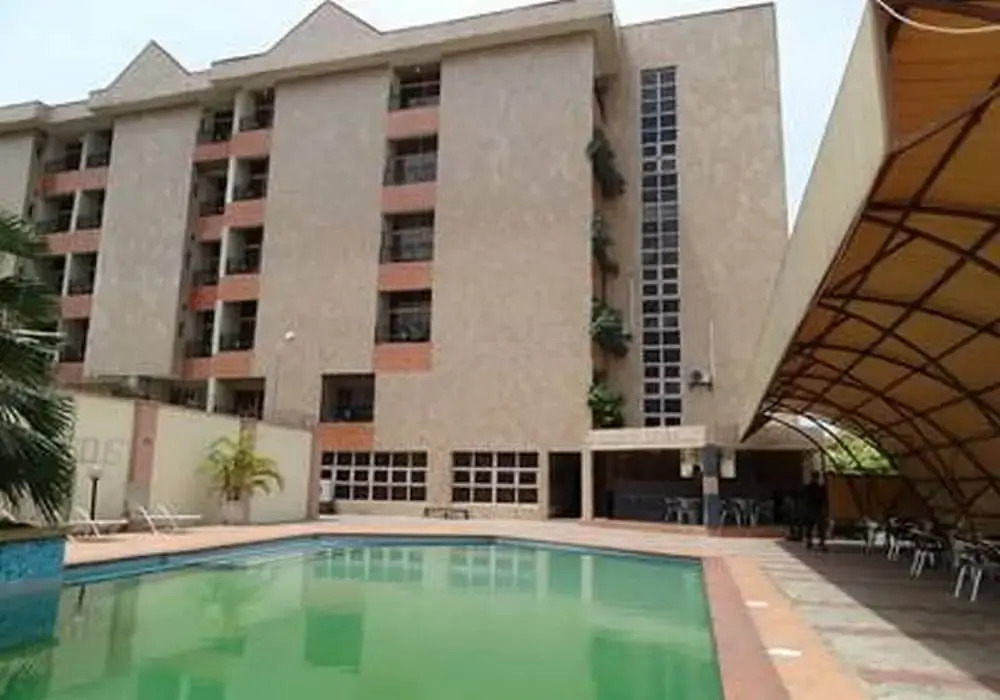 Francinesplace Hotel