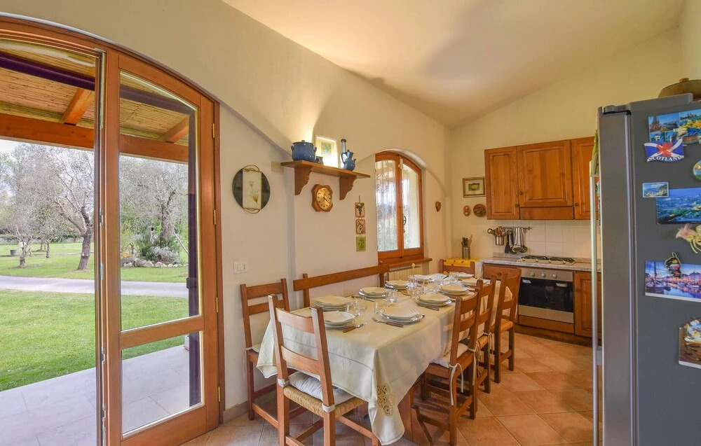 4 Bedroom Amazing Home In Pietrasanta