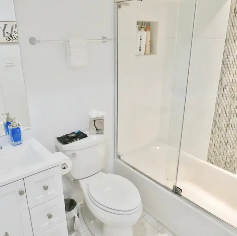 Stylish & Modern Apt Shaw Pking