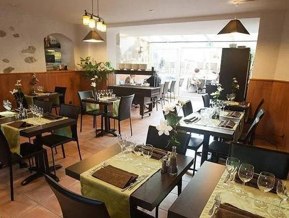 Hôtel Restaurant La Croix Verte Vich