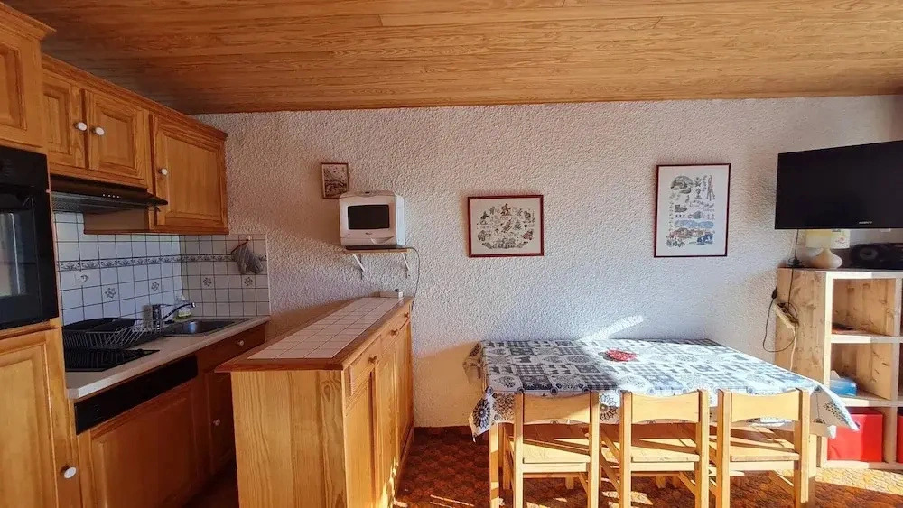 Apartment in Les Deux Alpes With Balcony