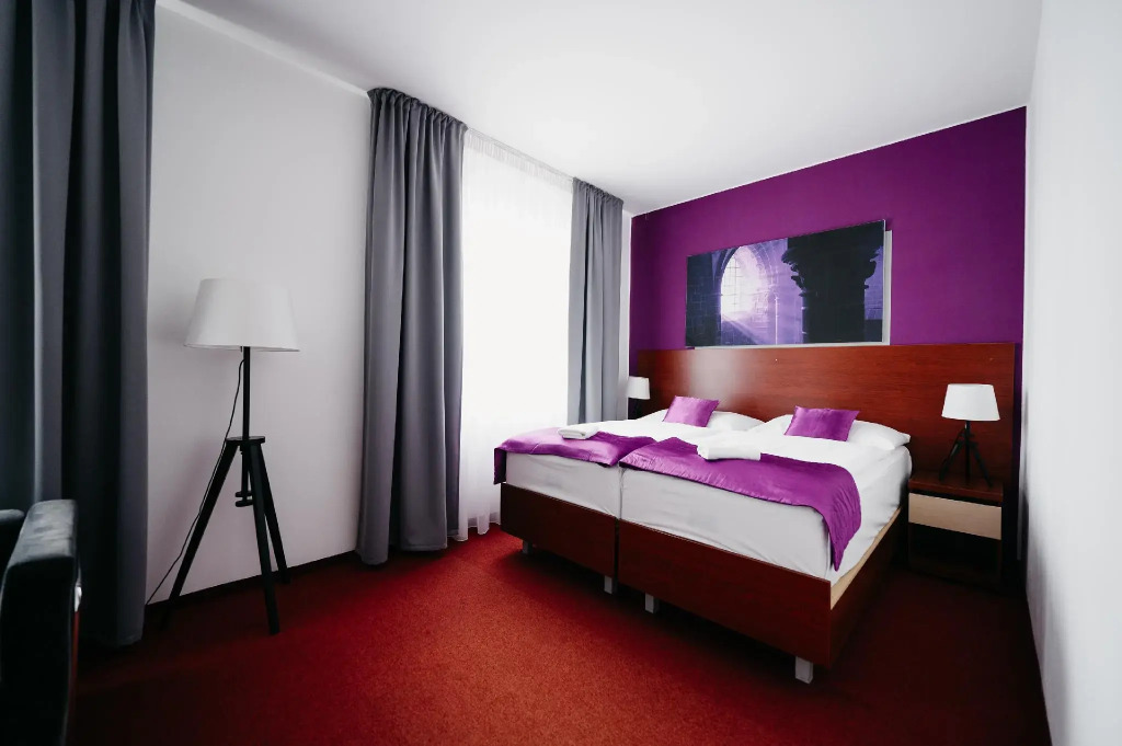 Hotel Color