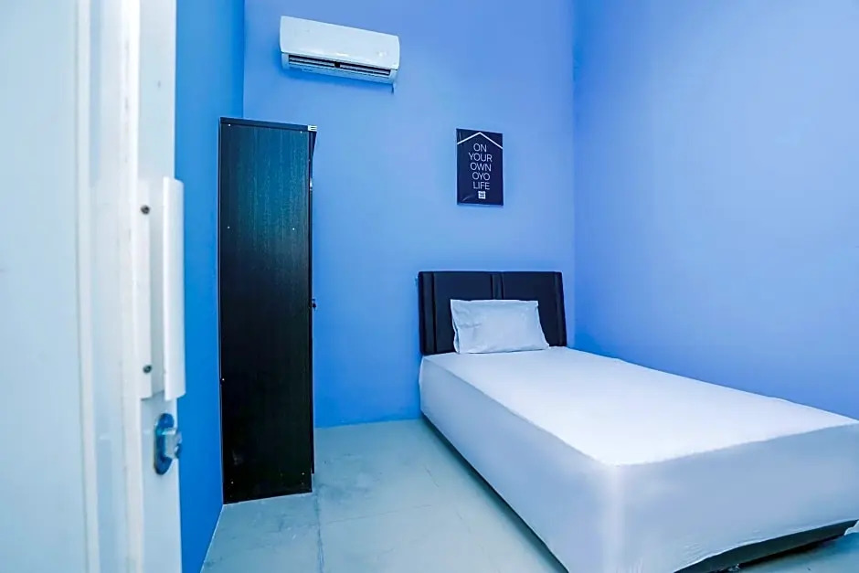 OYO Life 3358 Griya Aisyah Residence 2
